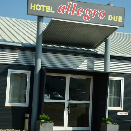 Allegro Due فندق هالبيرشتادت